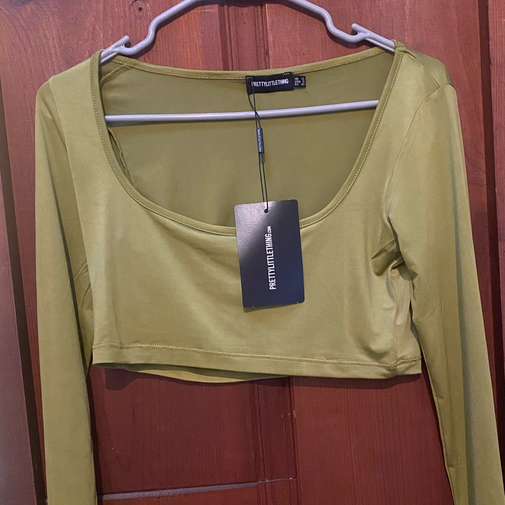 Pretty little thing green crop top